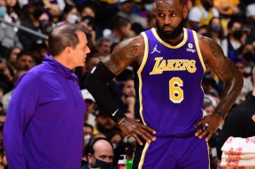 转会期浙江稠州调整名单以备NBA总决赛；队长鼓劲环节打磨；态度坚定；团队化学反应显著的简单介绍-凯发官方网站